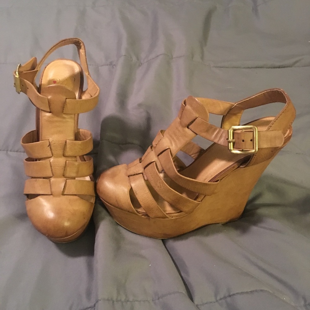 Boutique Wedges